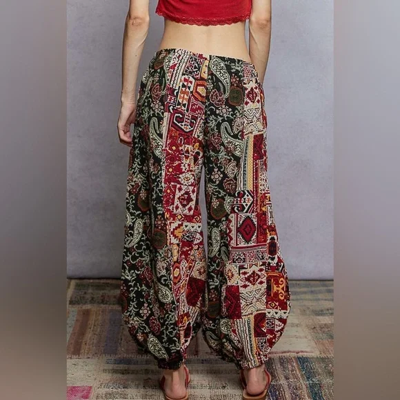 POL Red Aztec Tapestry Balloon Pants - Picture 2 of 2